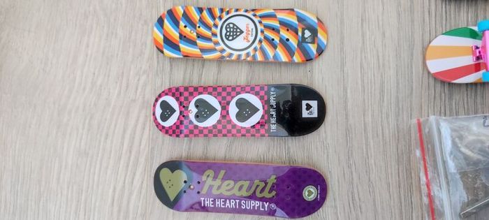 Tech Deck finger skateboard set in perfect condition