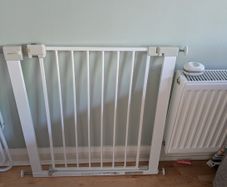 Safety 1st stair gate