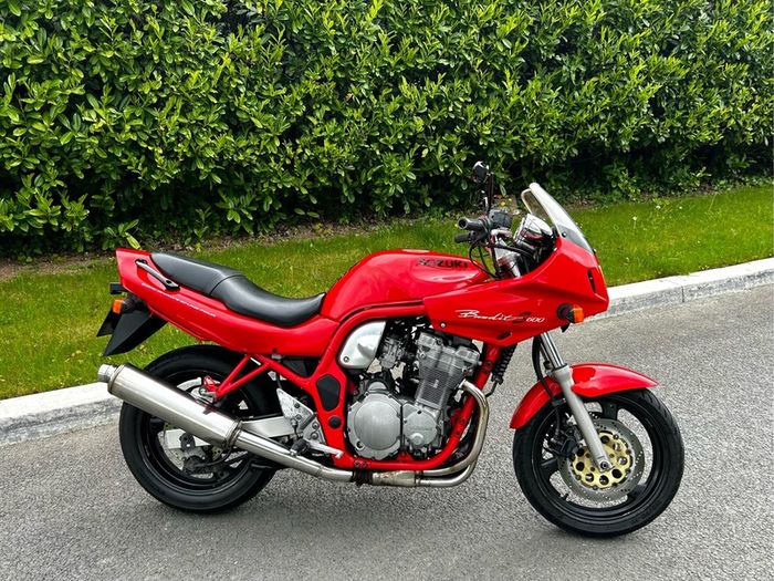 Clean Suzuki Bandit 600s