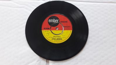 Tommy Drennan And The Monarchs Boulavogue 1964 Uk 45 Pressing