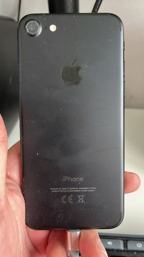 Apple iPhone 7 A1778 Black - Unlocked - Good Battery
