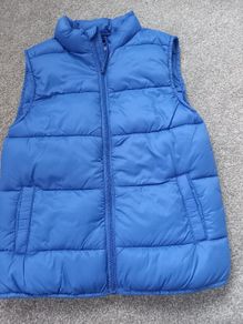 NEW.boys gilet.age 9/10