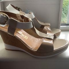 New Tamaris Wedges