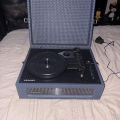 Crosley Voyager Turntable In Washed Blue [tech & Turntables]