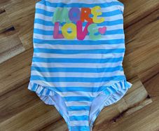 Girls swimsuit age 7-8 excellent condition!