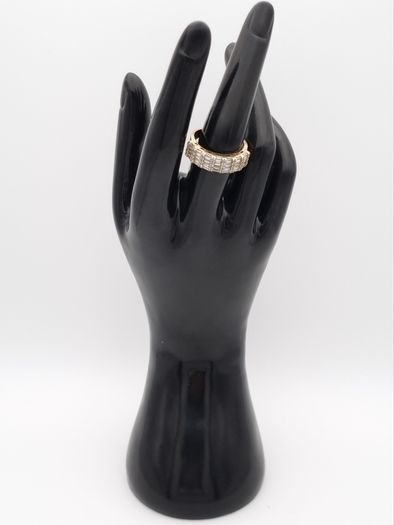 Signed Elanza Sterling Silver Cubic Zirconia Ring