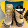 Dr Martens Boury pale olive Image 4
