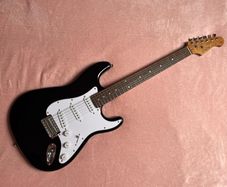Harley Benton St-62 Guitar