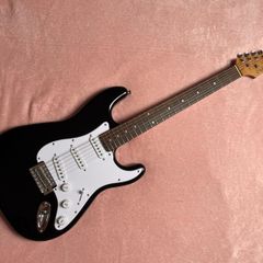Harley Benton St-62 Guitar