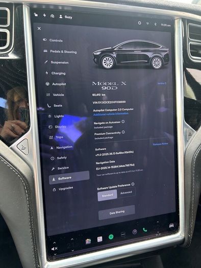 Tesla Model X 2018