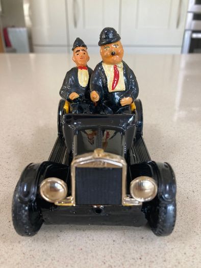 Lauren & Hardy 60's Polistil Scale 1/24 Used