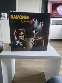 Ramones Its Alive 2 RSD limited edition numbered 2 vinyl