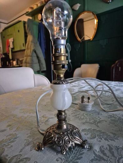 Vintage Mid Century marble.onyx brass gold metal ormate lamp base