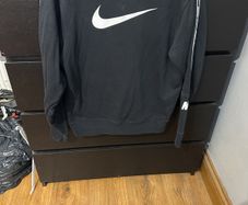 Nike Sweater