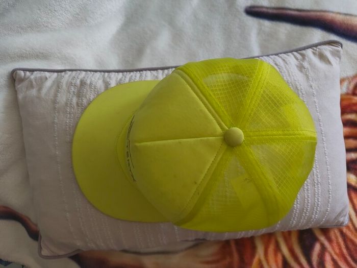 Arc'terix hat