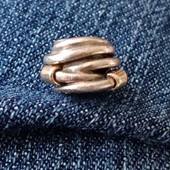 Pandora 14 karat gold and 925 silver love knot forget me not charm perfect Valentine's Day Gift FREE STANDARD POSTAGE INCLUDED