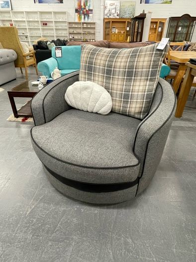 Swivel Chair