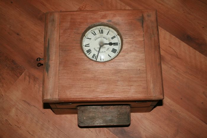 Gledhill  Brook  Time  Recorder  Huddersfield Clock