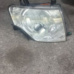 Mitsubishi Pajero / shogun rh headlamp 2013