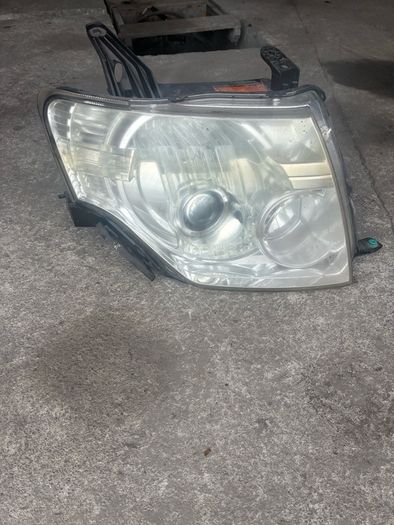 Mitsubishi Pajero / shogun rh headlamp 2013