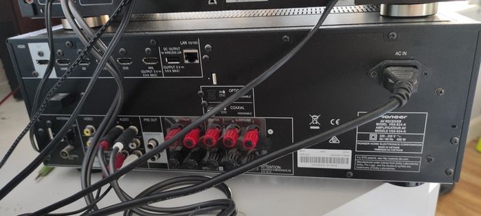 Amplituner Pioneer vsx-824