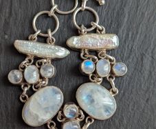 Moonlight gemstones &mother pearl silver bracelet