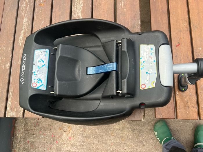 Base for Maxi Cosi car seat