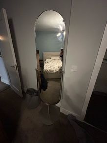 standing mirror