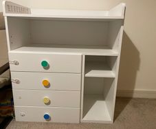 Baby changing unit
