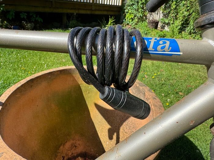 Old single speed, lights and lock included