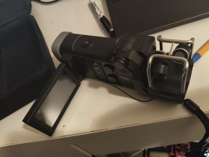 Zoom Q8 Handy  Video recorded