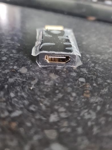 Display port to HDMI