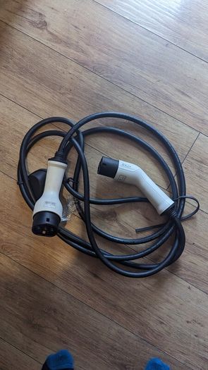 EV charging cable