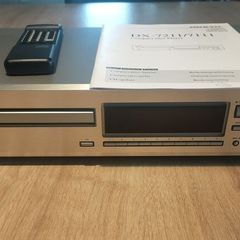 Onkyo DX-7211 CD Player