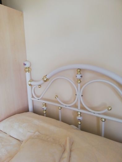 Double headboard