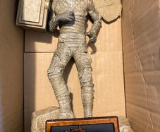 The Mummy 1932 Boris Karloff figure - Universal Pictures