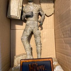 The Mummy 1932 Boris Karloff figure - Universal Pictures