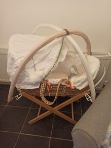 Moses Basket mamas and papas