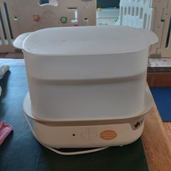 Tommy Tippee Sterilising Unit
