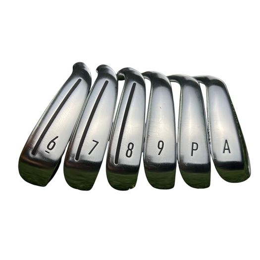 Taylormade Qi Irons / 6-Pw-Aw / KBS Tour Lite Regular