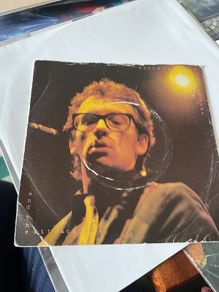 Elvis Costello- Oliver's Army