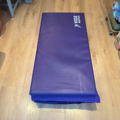 gymnastics/ tumbling folding mat