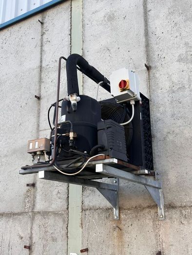 freezer fan