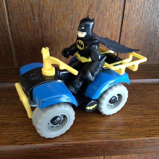 Imaginext D.C Comics Batman figure 4 wheeler ATV caped crusader
