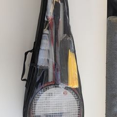 Badminton set