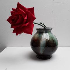 Rossa Pottery
