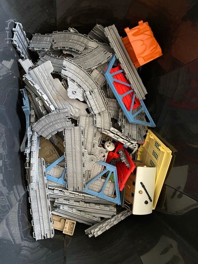 Thomas the tank trains and tracks