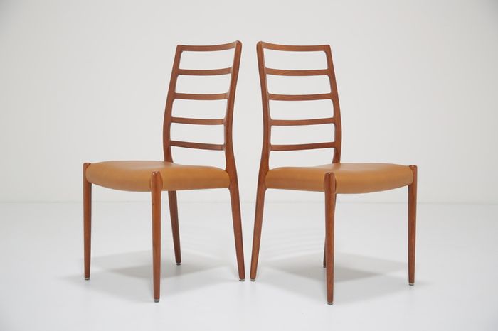 Mid Century Set of 8 x Teak and Tan Leather Dining Chairs Model 82 by Niels Otto Moller, 1960s