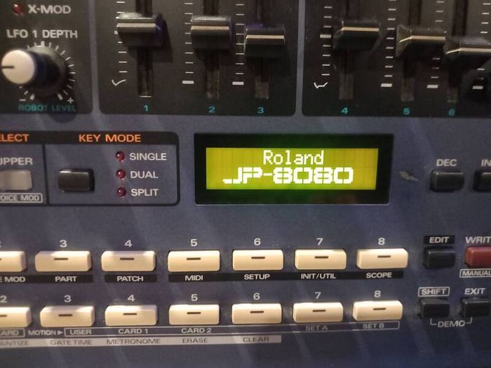 Roland JP-8080