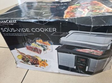 Sous vide cooker